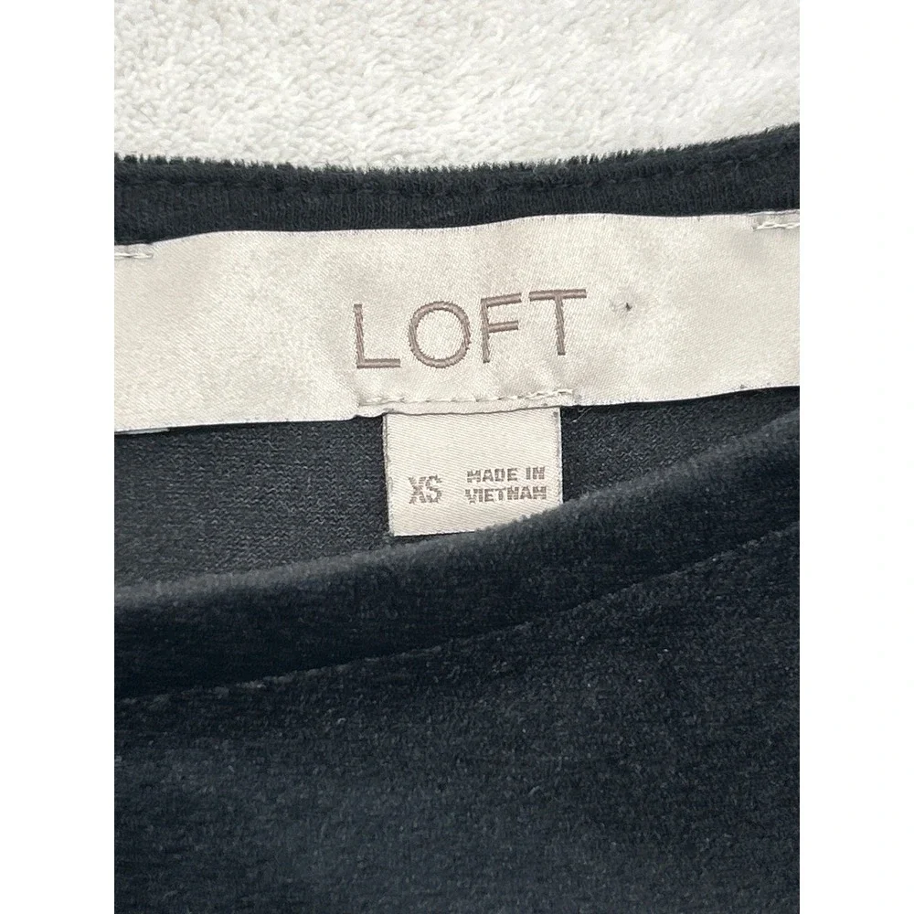 LOFT Velvet Top Women XS Black Short Puff Sleeve Keyhole Back Holiday Goth Chic
